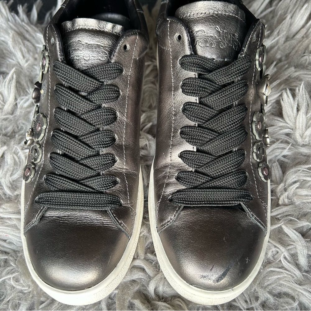 Coach Tea Rose Floral Embellished Metallic Leather Sneakers womens shoe size 9 B - Picture 5 of 13